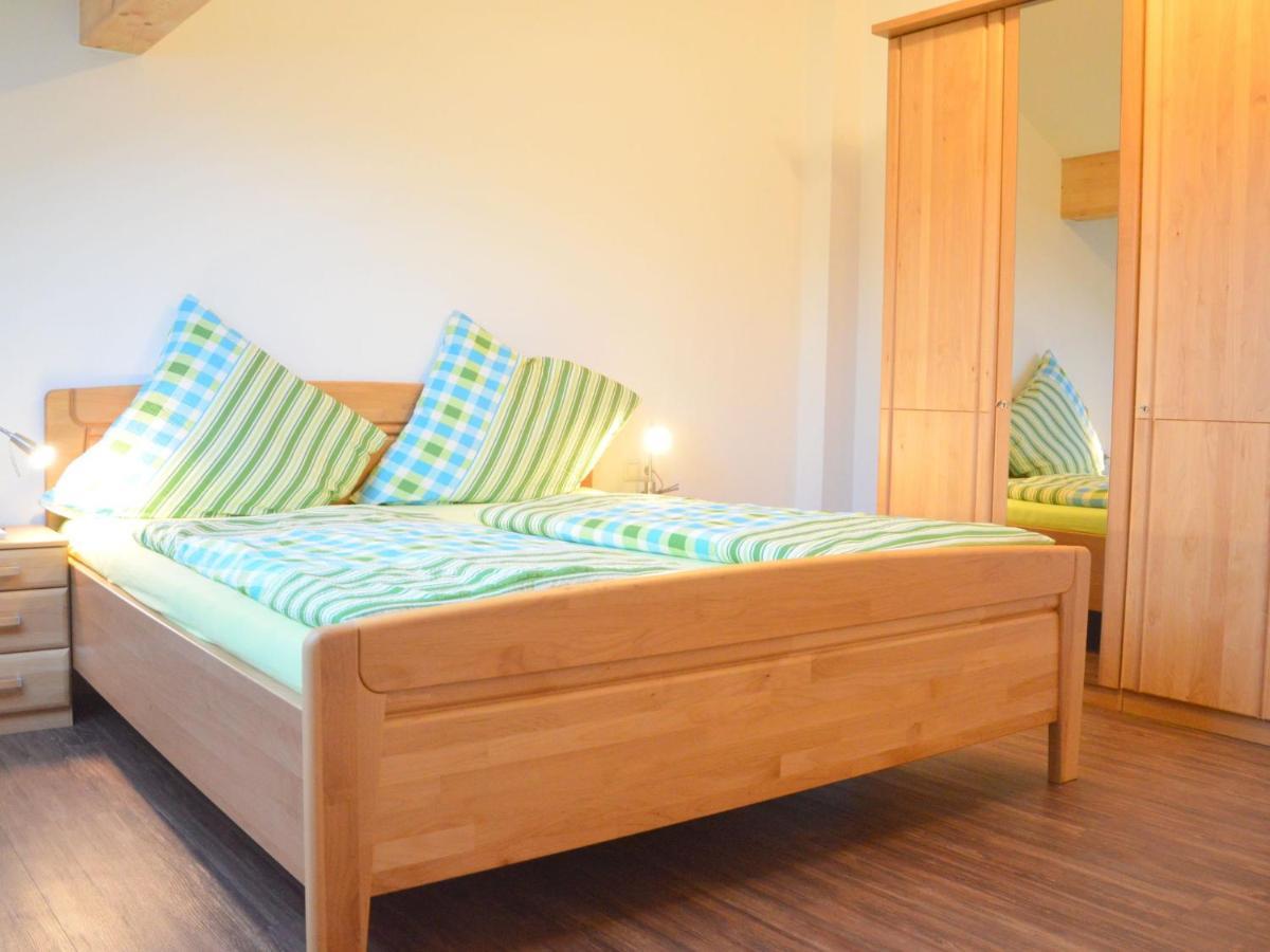 Lovely Modern Apartment With Private Terrace Ellscheid エクステリア 写真
