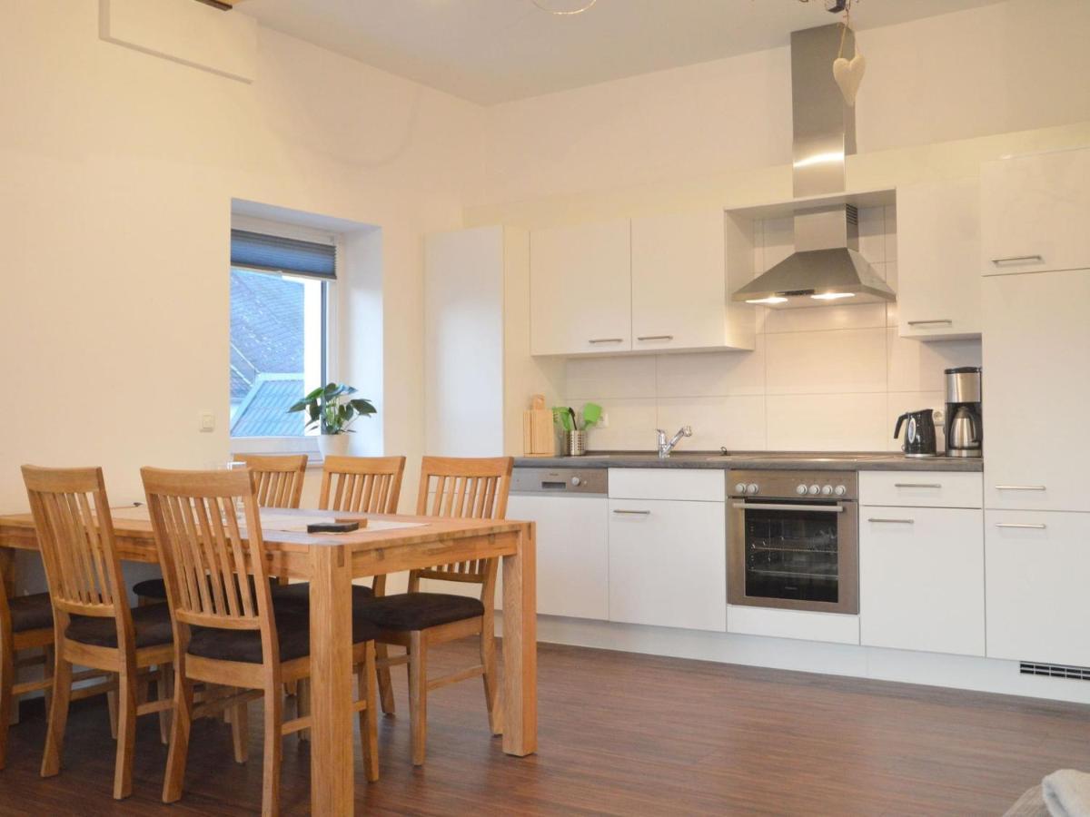 Lovely Modern Apartment With Private Terrace Ellscheid エクステリア 写真